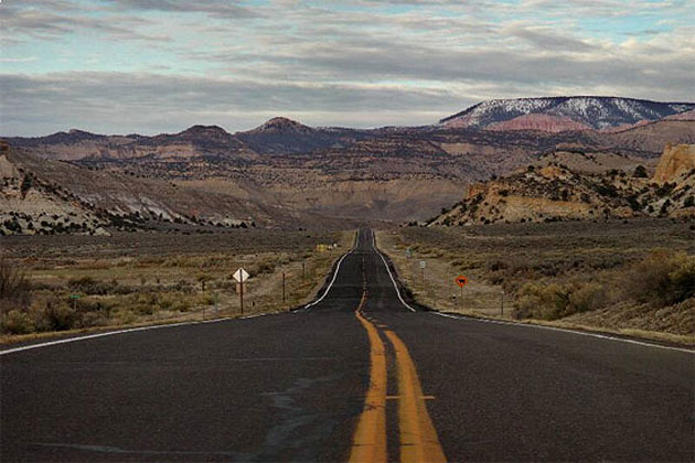 Road through Escalante