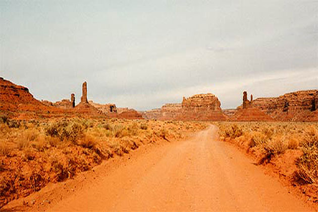 Monument Valley Scenic Drive