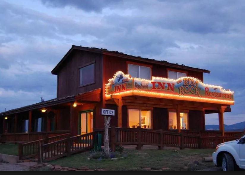 Rim Rock Inn