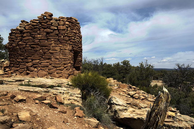 Anasazi Ruins Near Mule Canyon